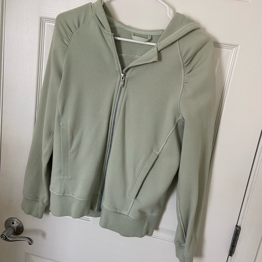 Lululemon Cinched Shoulders Jacket Size 6